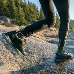 Altra Dames Lone Peak ALL-WTHR Low Schoenen 11 Altra Dames Lone Peak ALL-WTHR Low Schoenen -RenSnel OutdoorSchoenen Hub iview 3008833 001 pic5